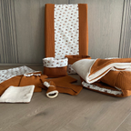 Newborn Set | Roestbruin Wafel